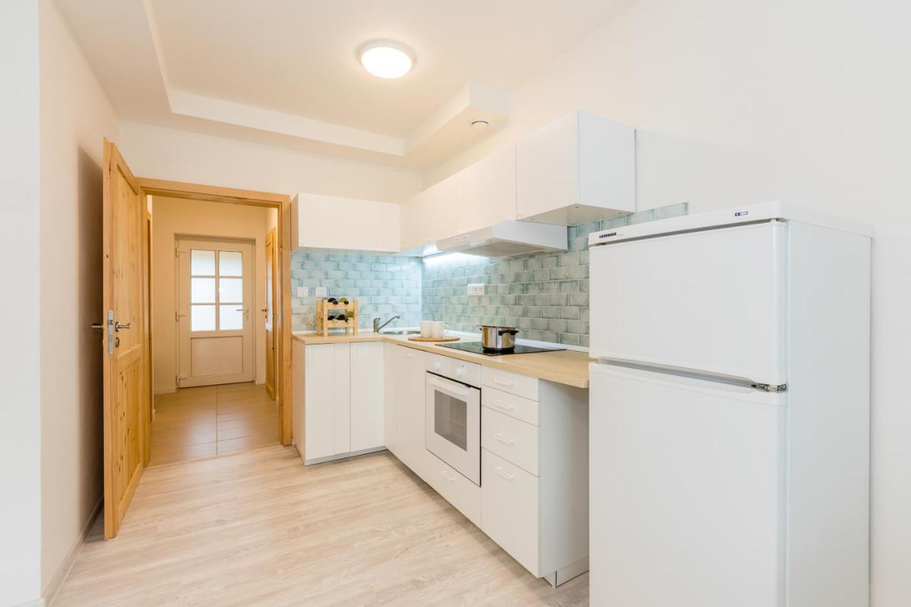 Apartmany Jedovary Trhové Sviny Exteriör bild