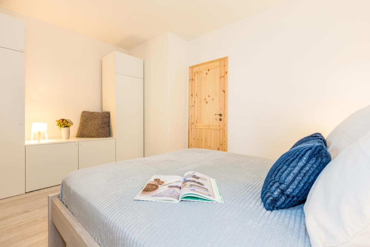Apartmany Jedovary Trhové Sviny Exteriör bild
